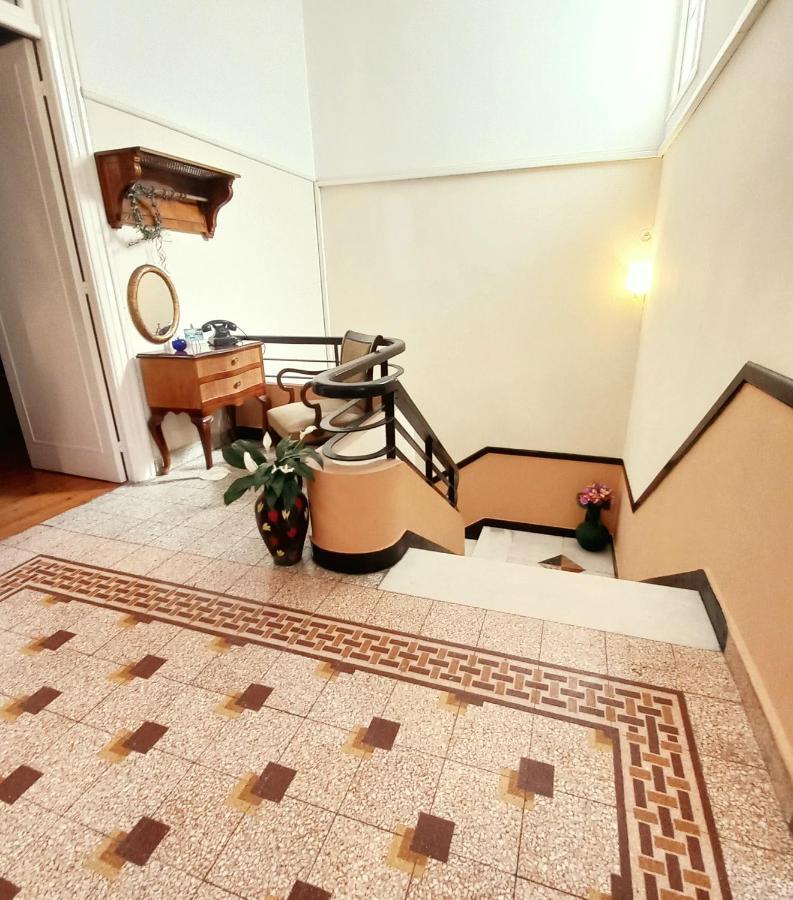 Zeta'S Vintage Garden House Villa สปาร์ติ ภายนอก รูปภาพ